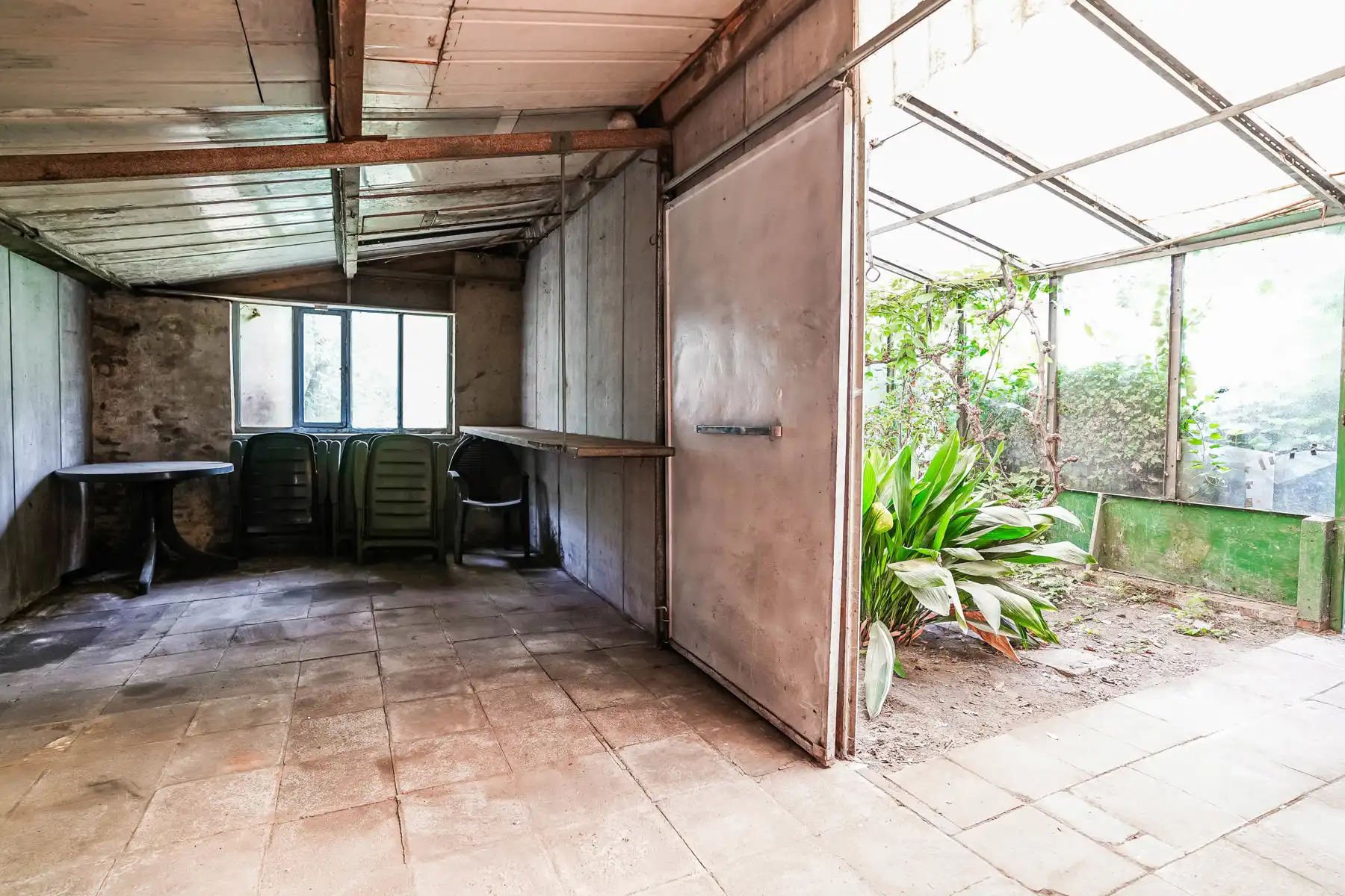 Te renoveren woning met werkplaats en ruim perceel in landelijke omgeving te Londerzeel. foto 25