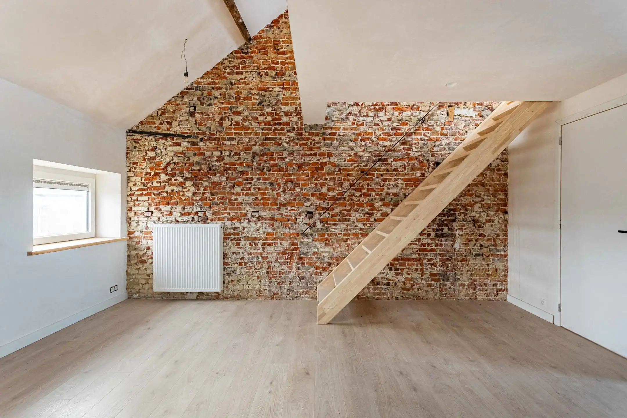 Ruime totaalrenovatie nabij centrum & station met stadstuin foto 14