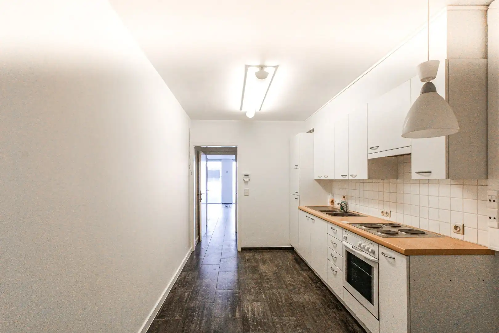 Commercieel handelspand met garage te Blankenberge te koop foto 17
