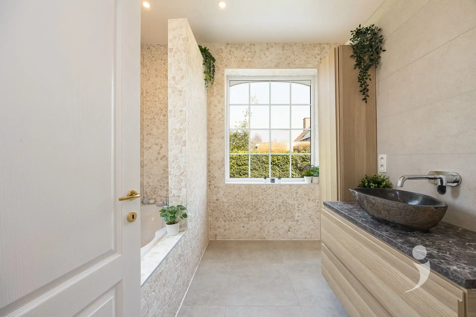 Unieke woning op een toplocatie te Scherpenheuvel! foto 19