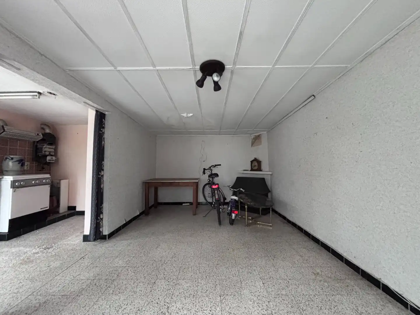 Te renoveren villa te koop op ruimtelijk perceel van 1080 m² in het hart van Koksijde! foto 22