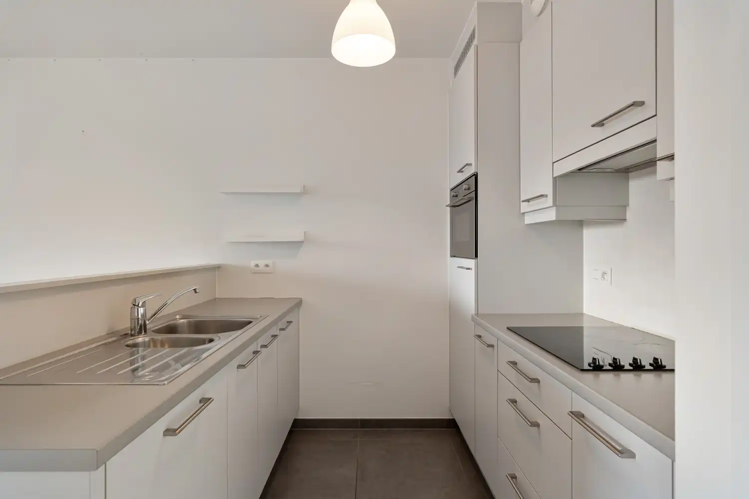 Modern en energiezuinig(A-label) dakappartement met 2 slaapkamers, 2 badkamers, een groot terras en een autostaanplaats nabij het UZ Gasthuisberg te Leuven! foto 13