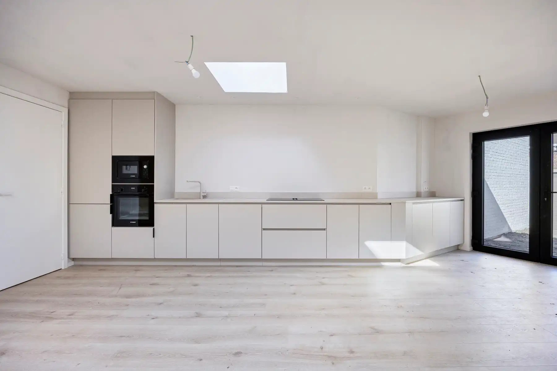 Kloeke en heel ruime instapklare woning! foto 12