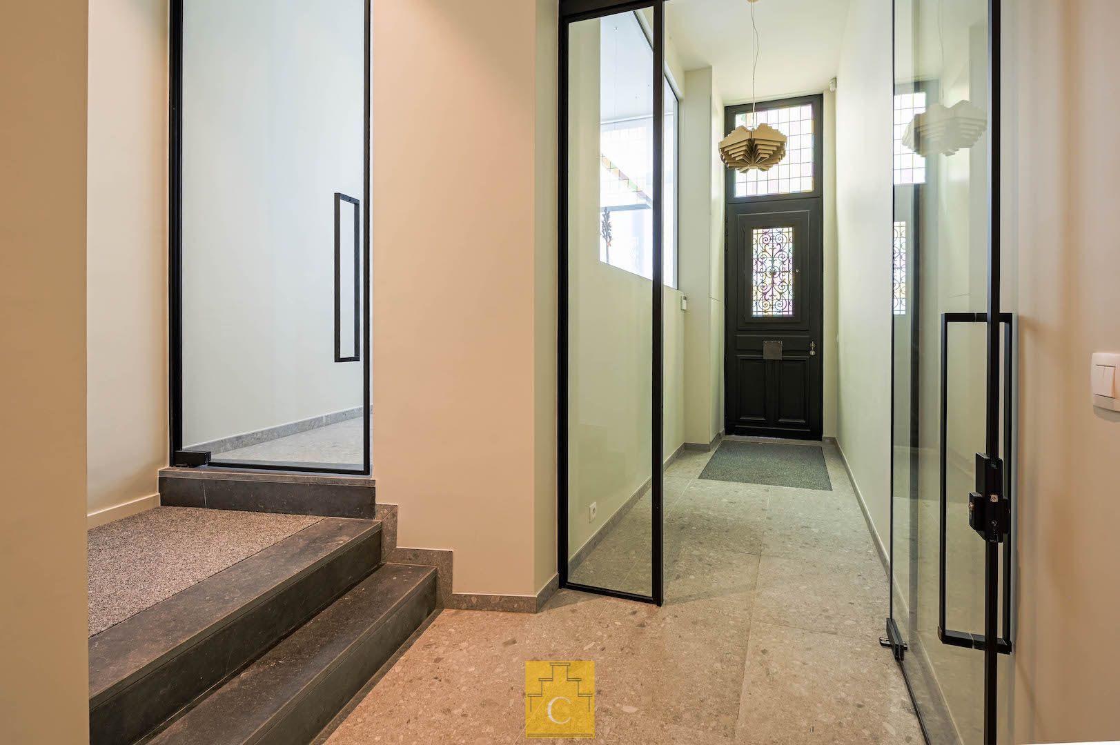 high end gerenoveerde stadswoning met lift en 2 terrassen tussen Sint-Salvatorskathdraal en 't Zand foto 6