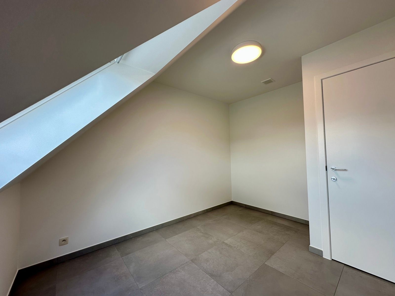 Nieuwbouwappartement met 2-slaapkamers in Massemen foto 7