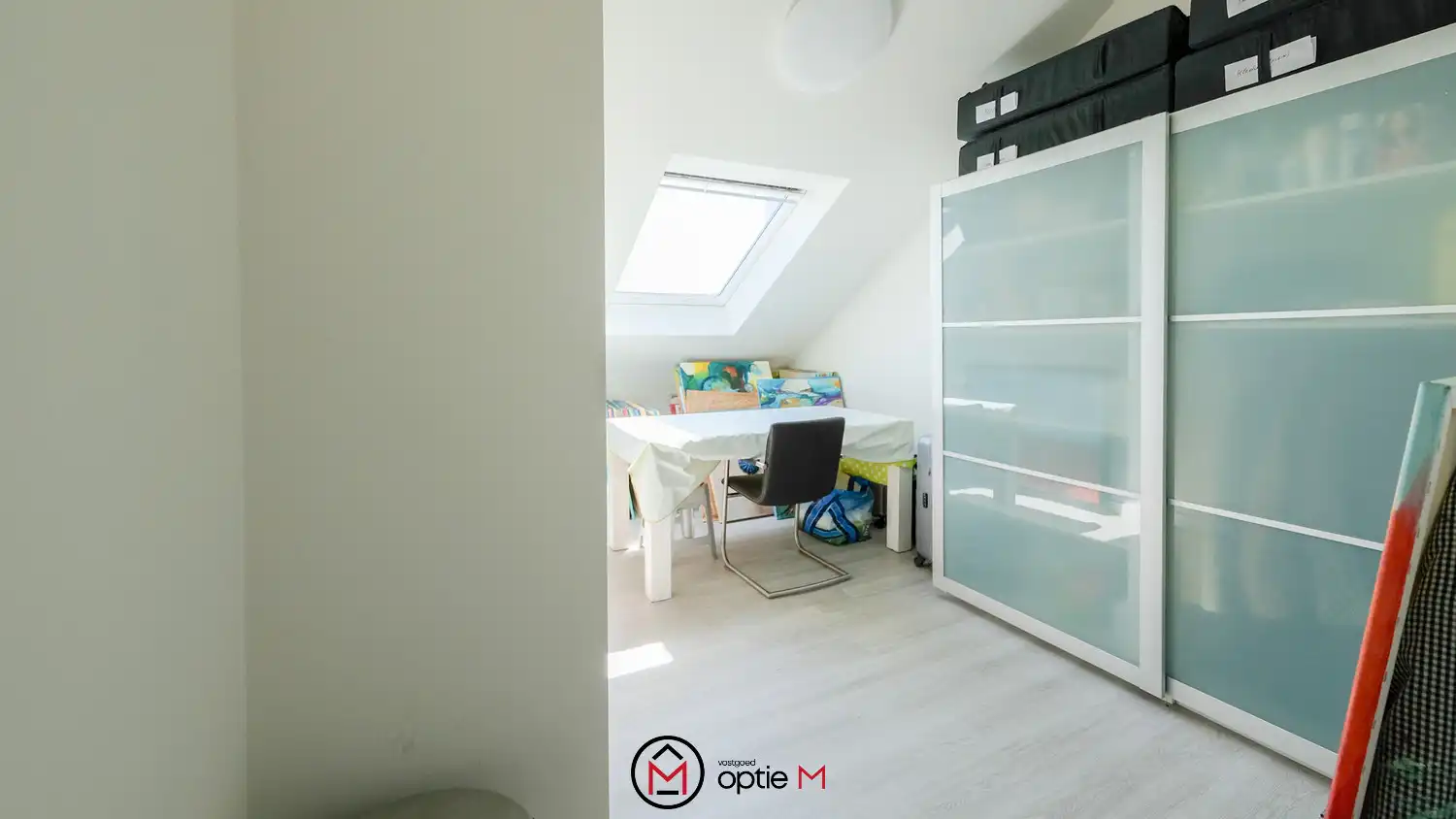Gesloten woning te huur in Eigenbilzen (Bilzen-Hoeselt) – Instapklaar met drie slaapkamers, tuin en carport foto 13