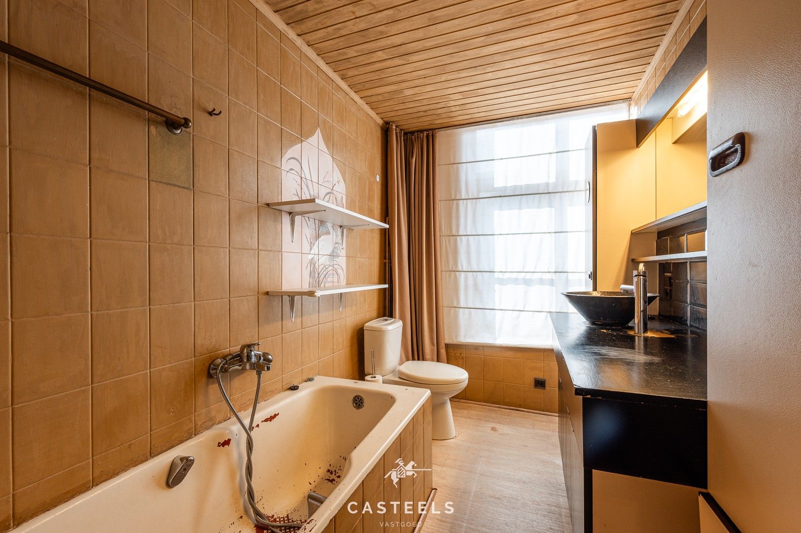 Charmante stadswoning te koop in hartje Brugge foto 21