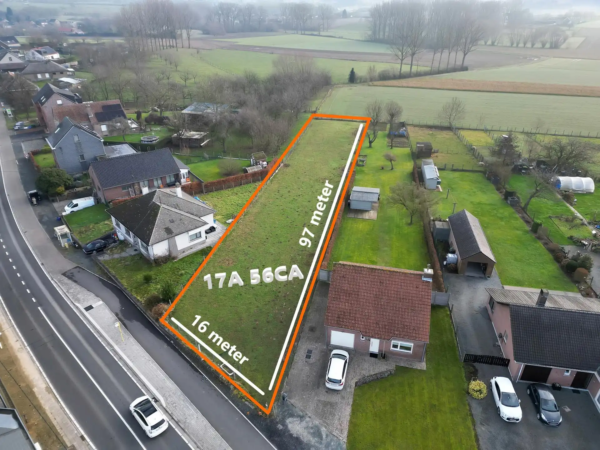 Prachtige bouwgrond van 17a 56ca op commerciële toplocatie! foto {{pictureIndex}}