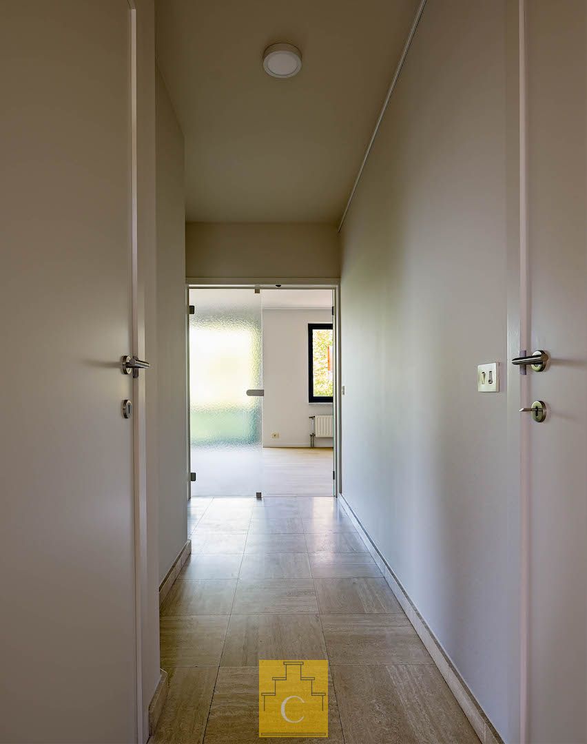 mooi APPARTEMENT met terras  – sublieme ligging te Kristus Koning (Scheepsdalelaan), zicht op Ezelpoort en Stil Ende foto 14