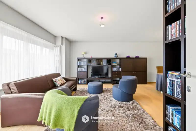 RUIM 2 SLAAPKAMER APPARTEMENT TE KOOP IN WACHTEBEKE foto 6