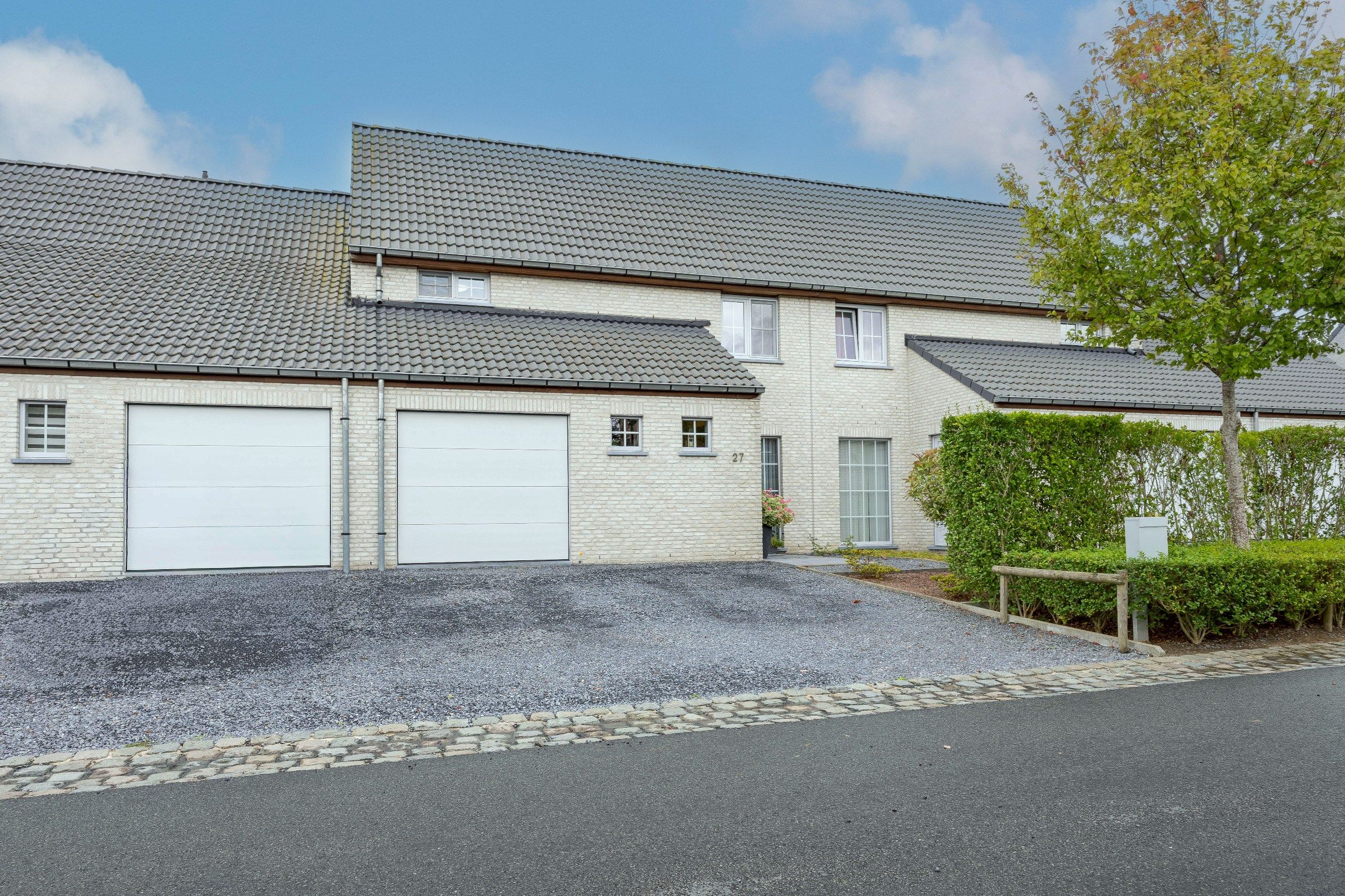 RECENTE WONING MET 3 SLAAPKAMERS  foto {{pictureIndex}}