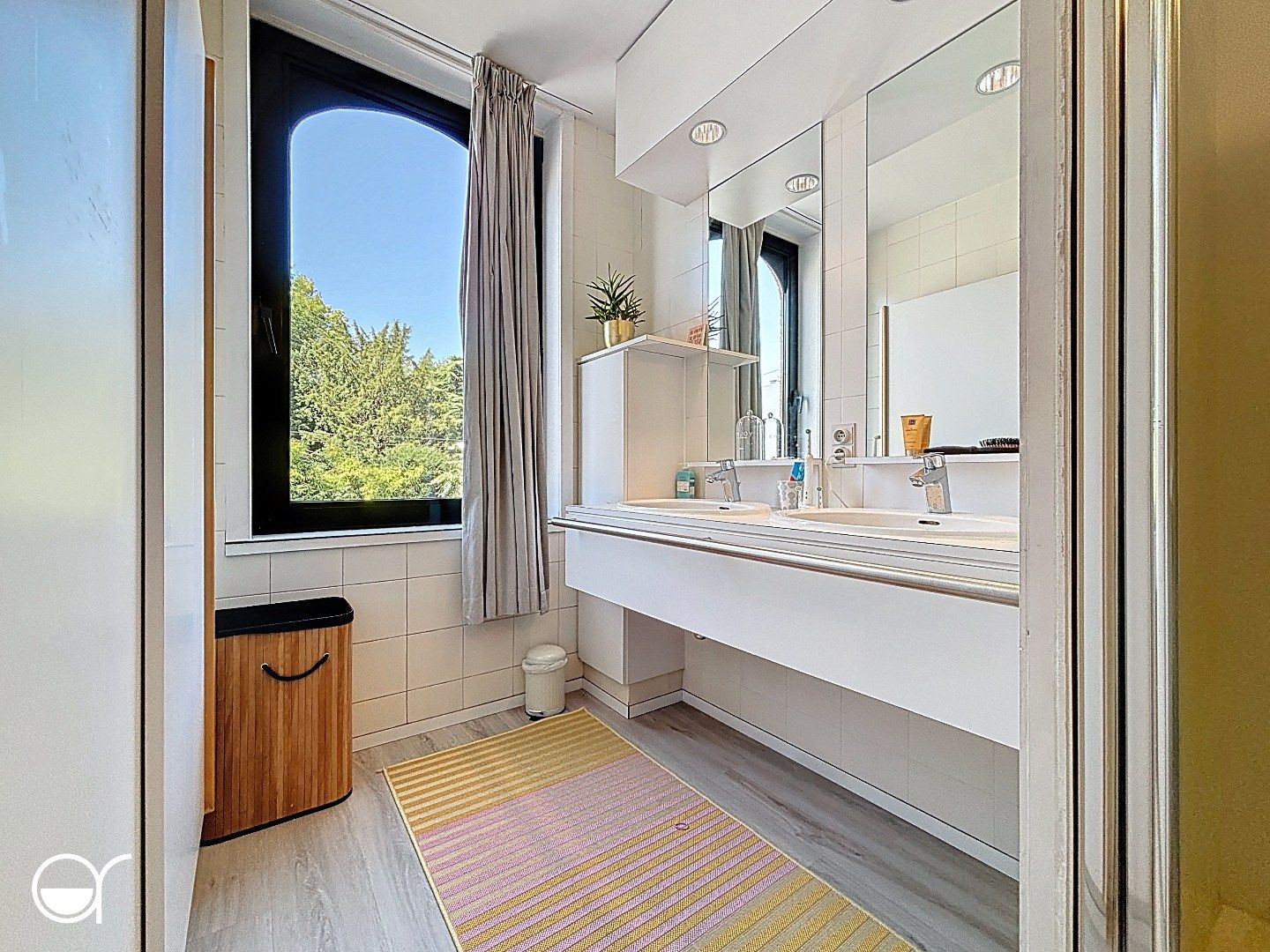 Mooie herenwoning aan Sint-Pietersstation foto 15