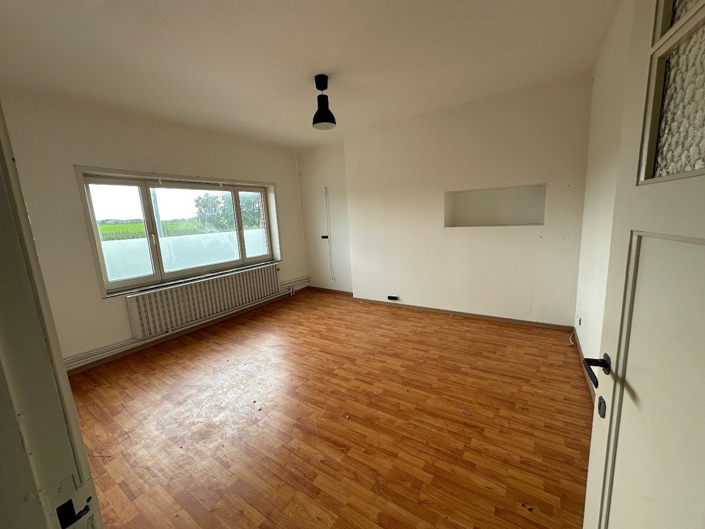 Te renoveren vrijstaande woning met 400m² Magazijn op 7a85ca perceel foto 6