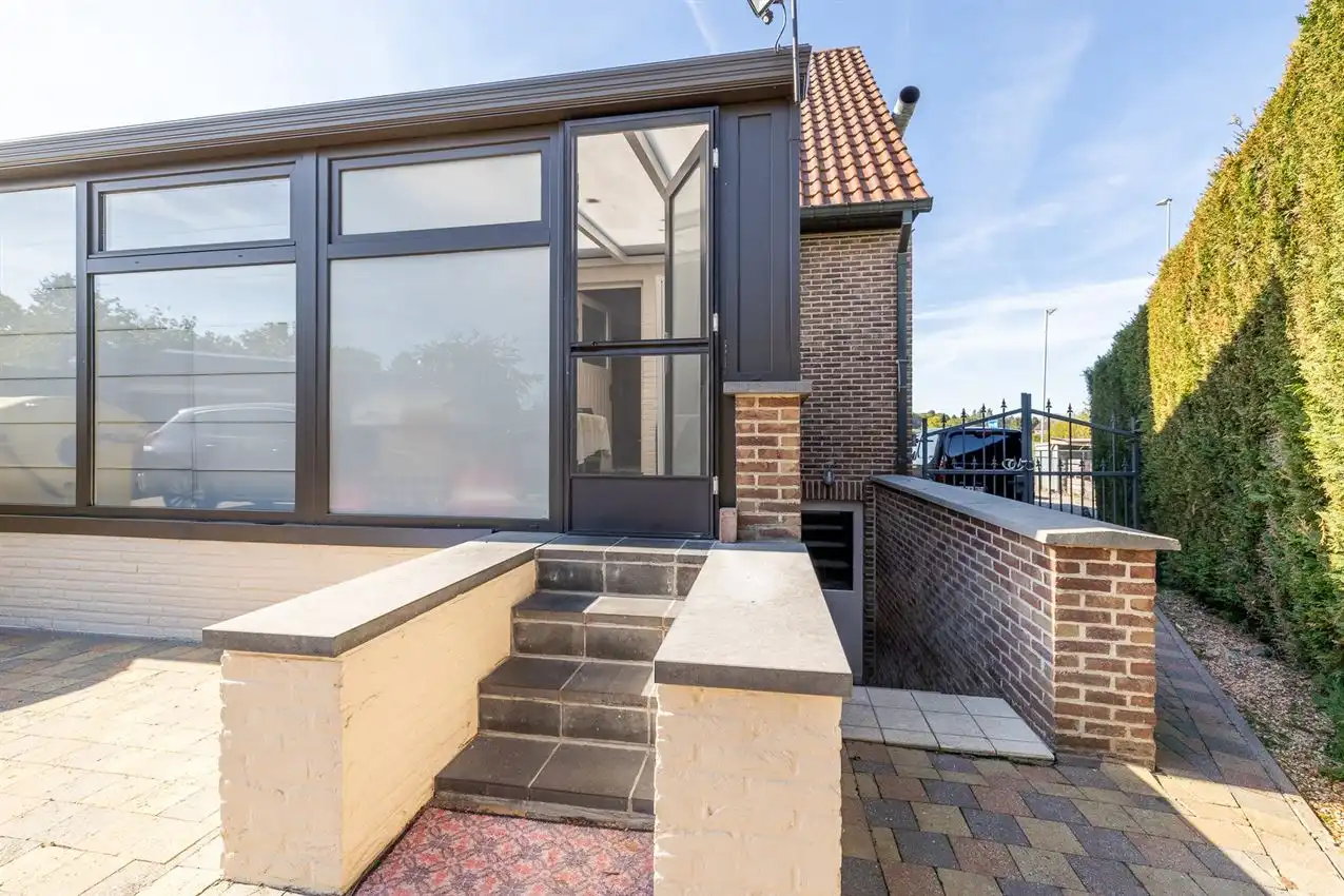 Ruime Woning met gekende frituur, garage en tuin op 14a 62ca foto 25