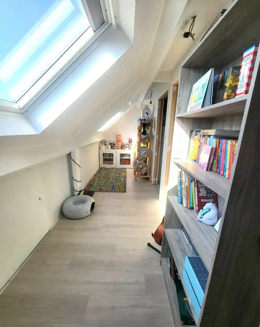 Ruime halfopen bel-etage woning met 4 slaapkamers en garage foto 18