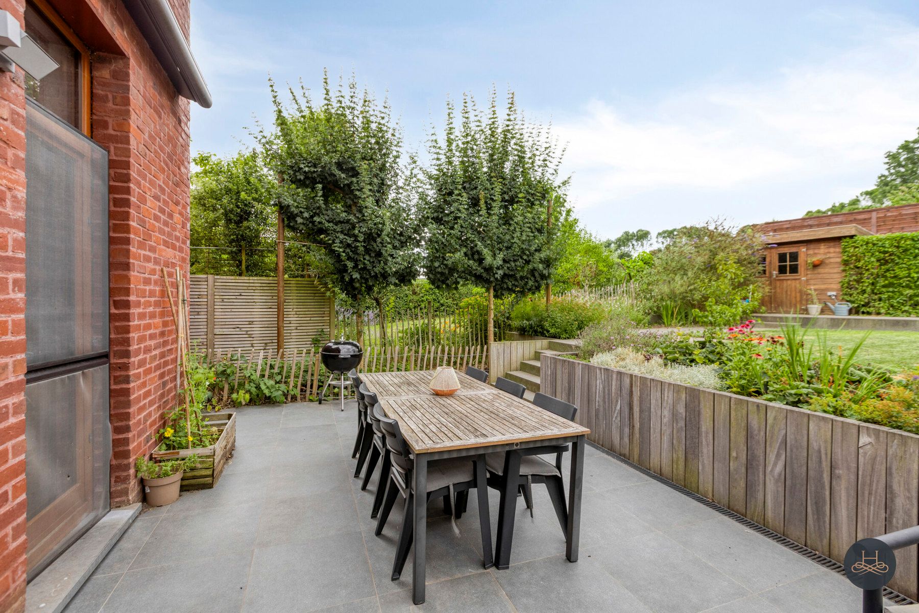 Gezellige en moderne halfopen woning met leuke tuin foto 23