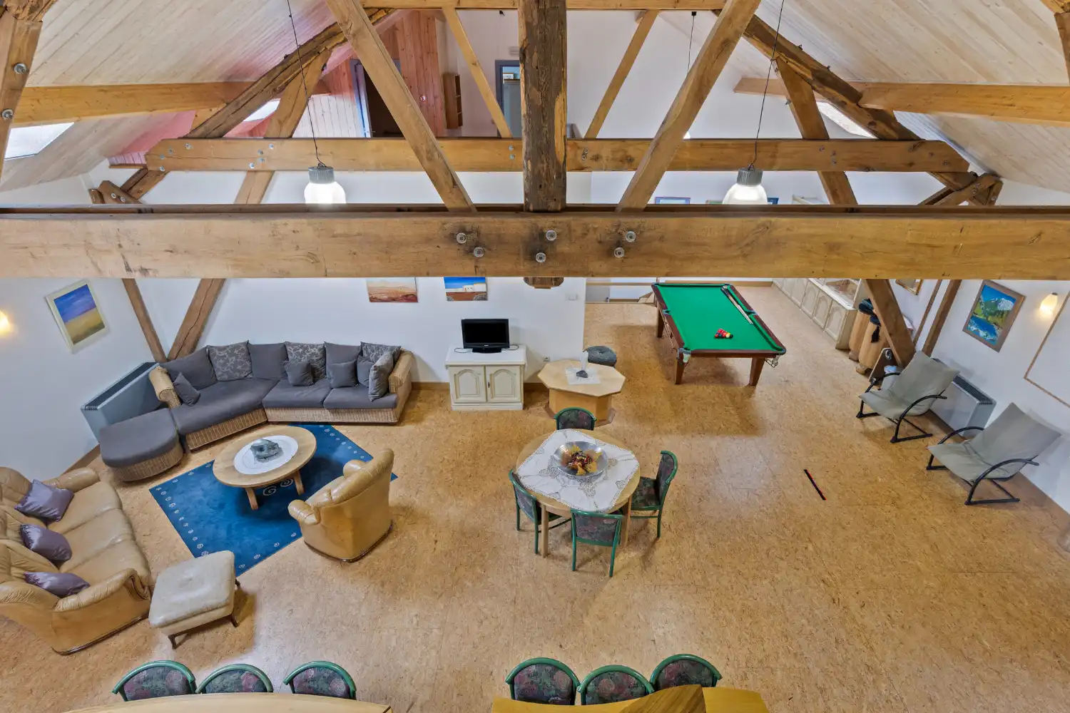 Karaktervolle en zeer ruime woning met Gîte en Chambre d’Hôtes foto 18