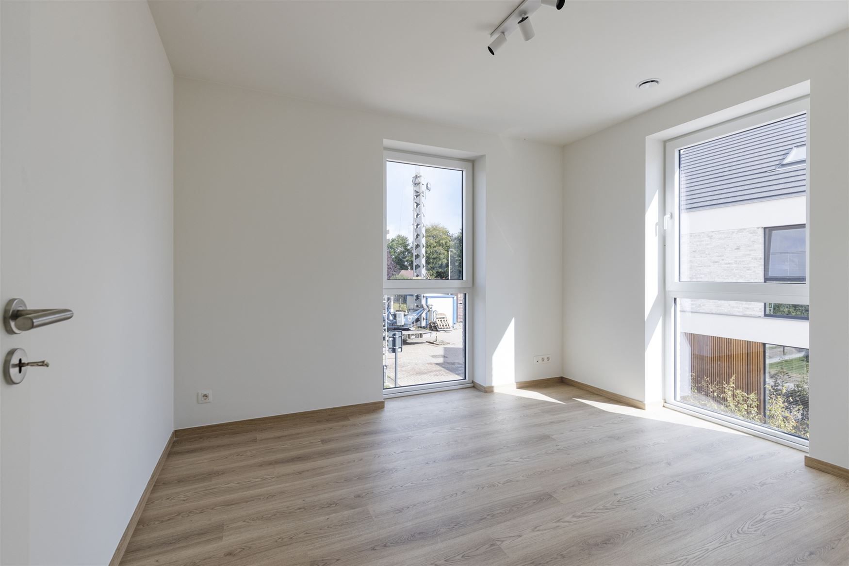 Stijlvolle nieuwbouwwoning foto 7