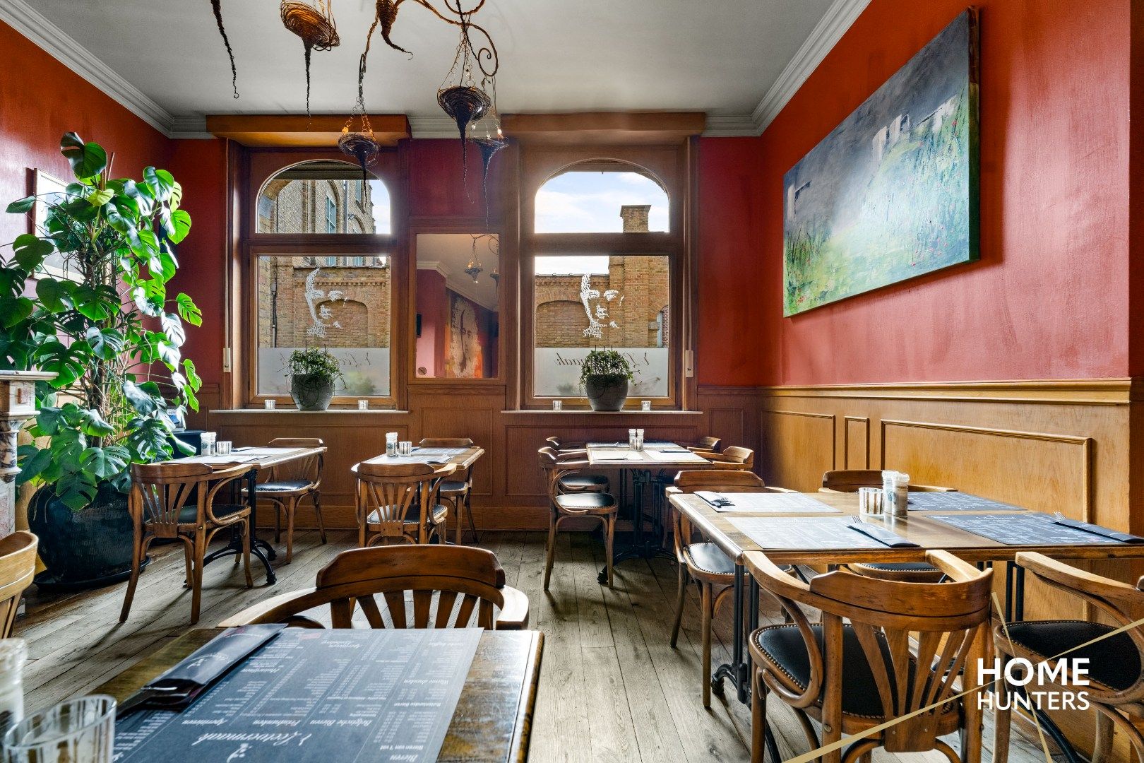 Uniek restaurant met luxueuze woonst in hartje Ieper foto 8