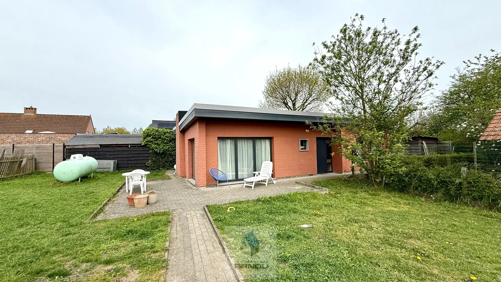 Rustig gelegen bungalow met 2 slaapkamers foto 2