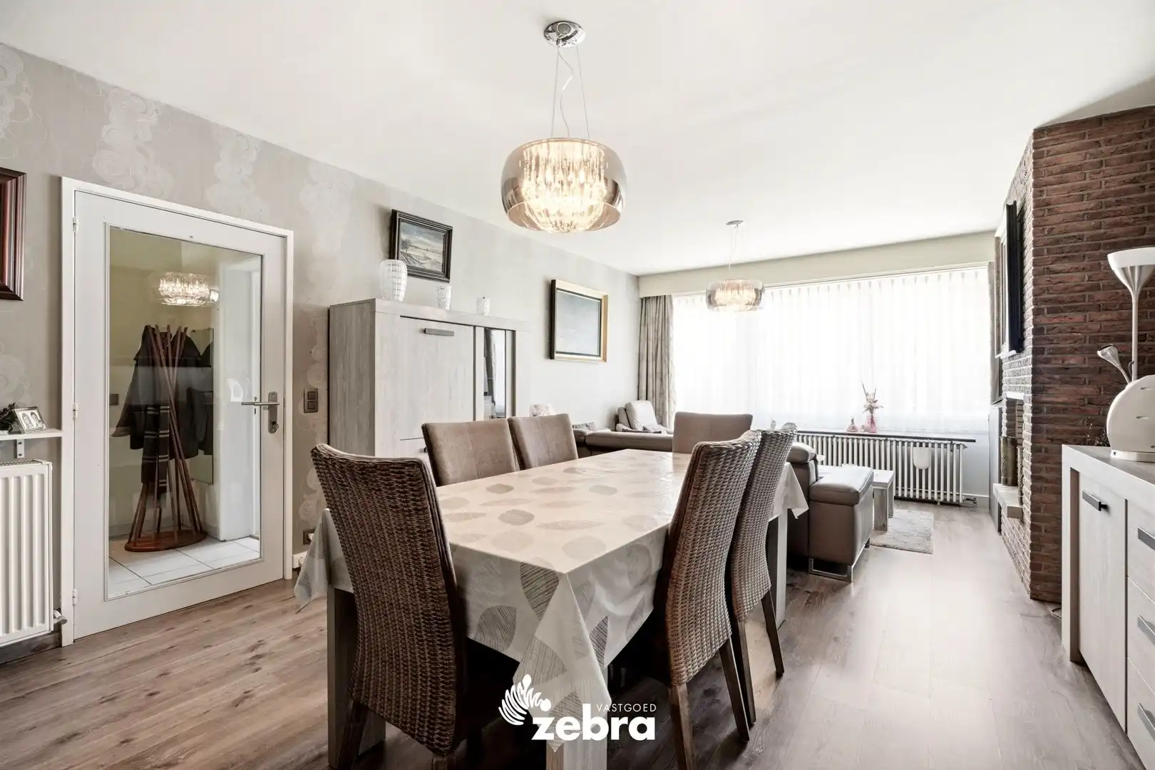 Recent opgefrist appartement met 2 slaapkamers in centrum Tielt! foto 5