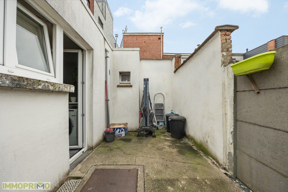 Charmante woning met 3 slaapkamers en koer. foto 9