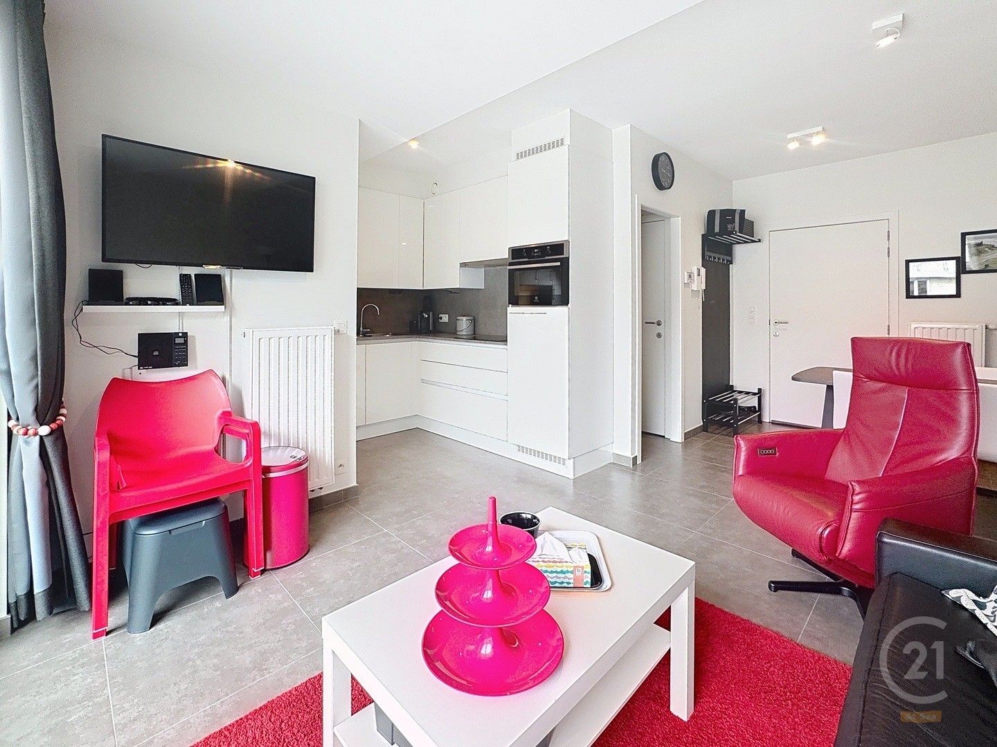 Instapklaar appartement met terras – Gelegen in het hart van Westende-Dorp foto 6