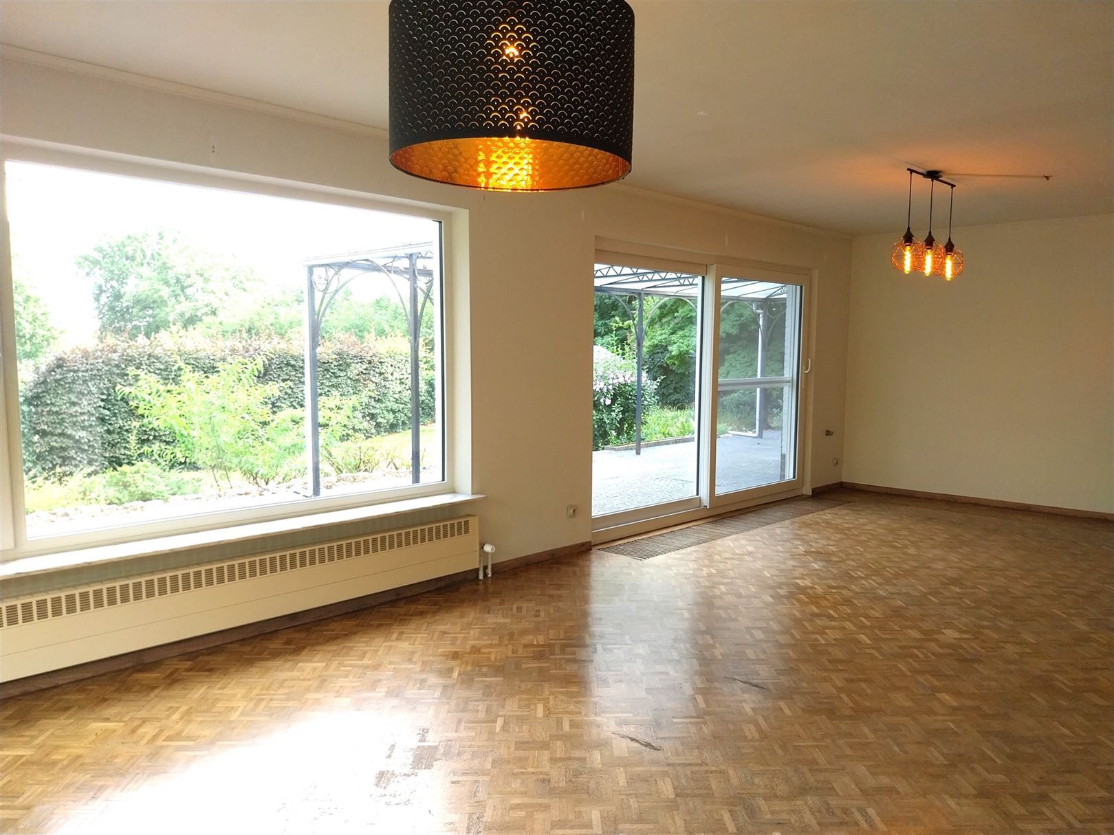 TE HUUR: Vrijstaande woning met tuin op een toplocatie in Heusden-Zolder! foto 7