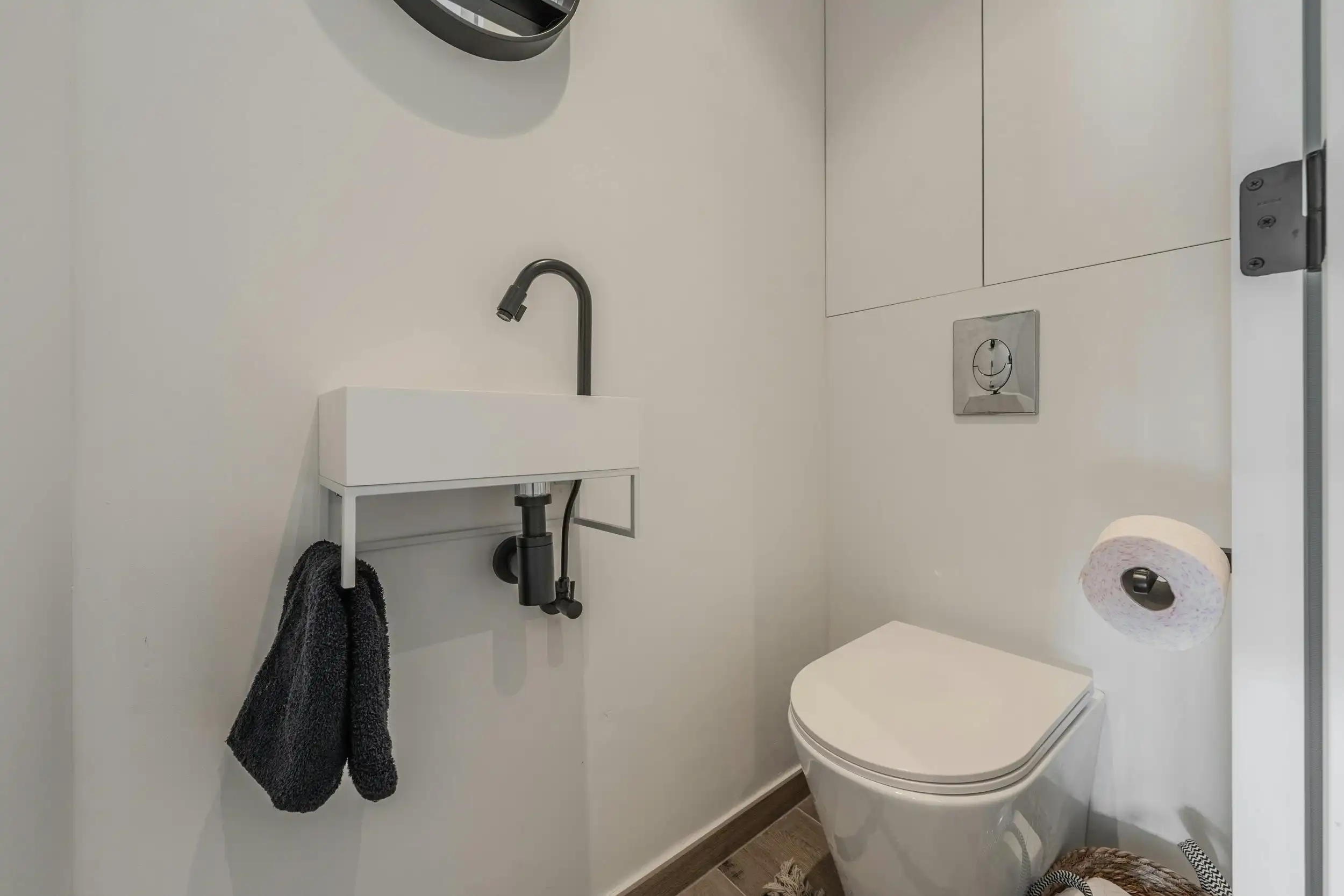 Lichtrijke gerenoveerde studio met zijdelings zeezicht! foto 20