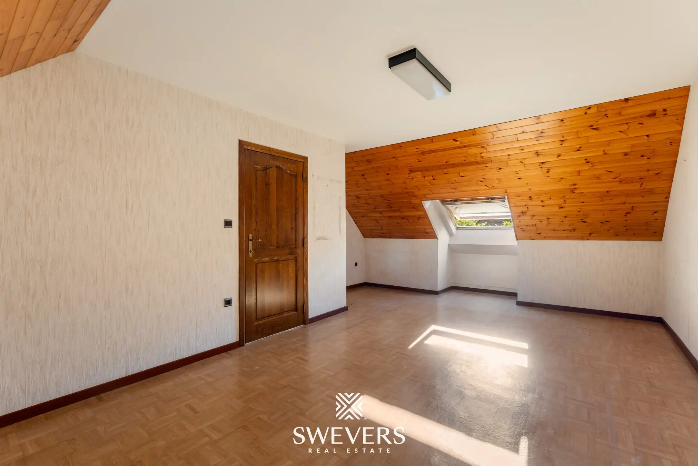 Ruime op te frissen woning (225m²) met EPC-C en westgerichte tuin nabij Beringen centrum foto 18