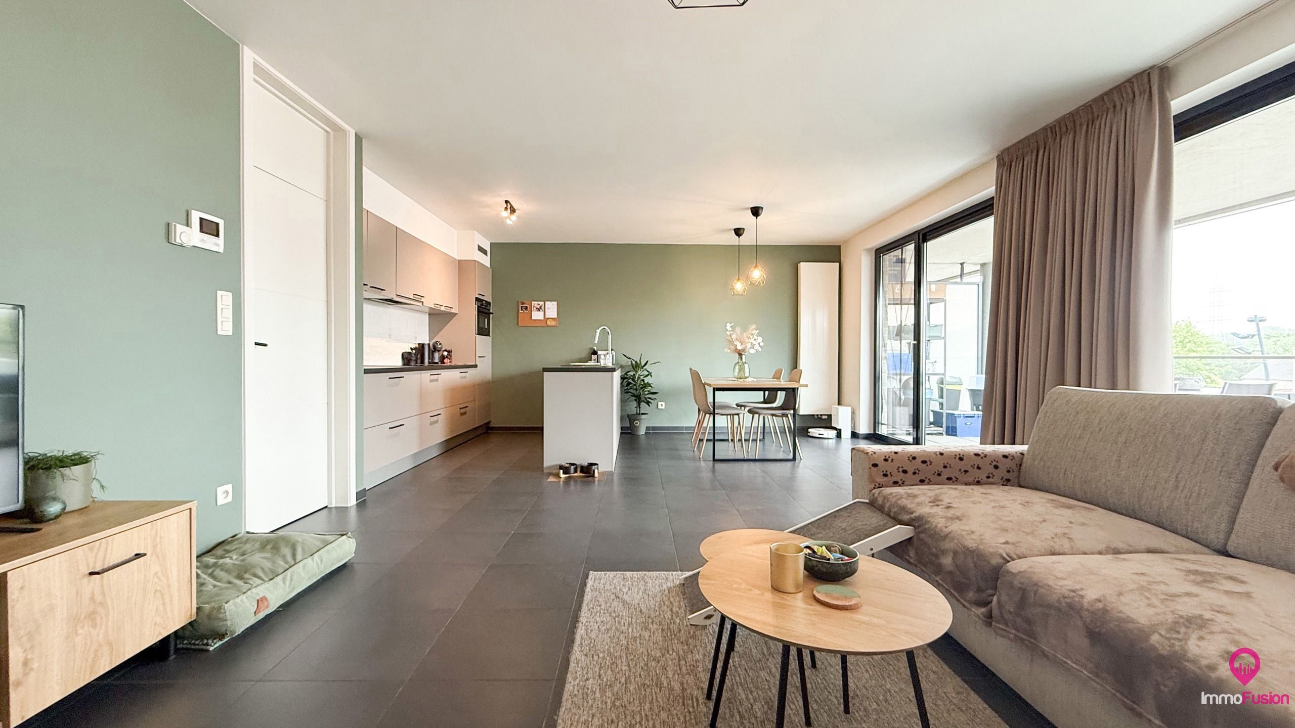 Instapklaar Appartement met 2 Slaapkamers! foto 10