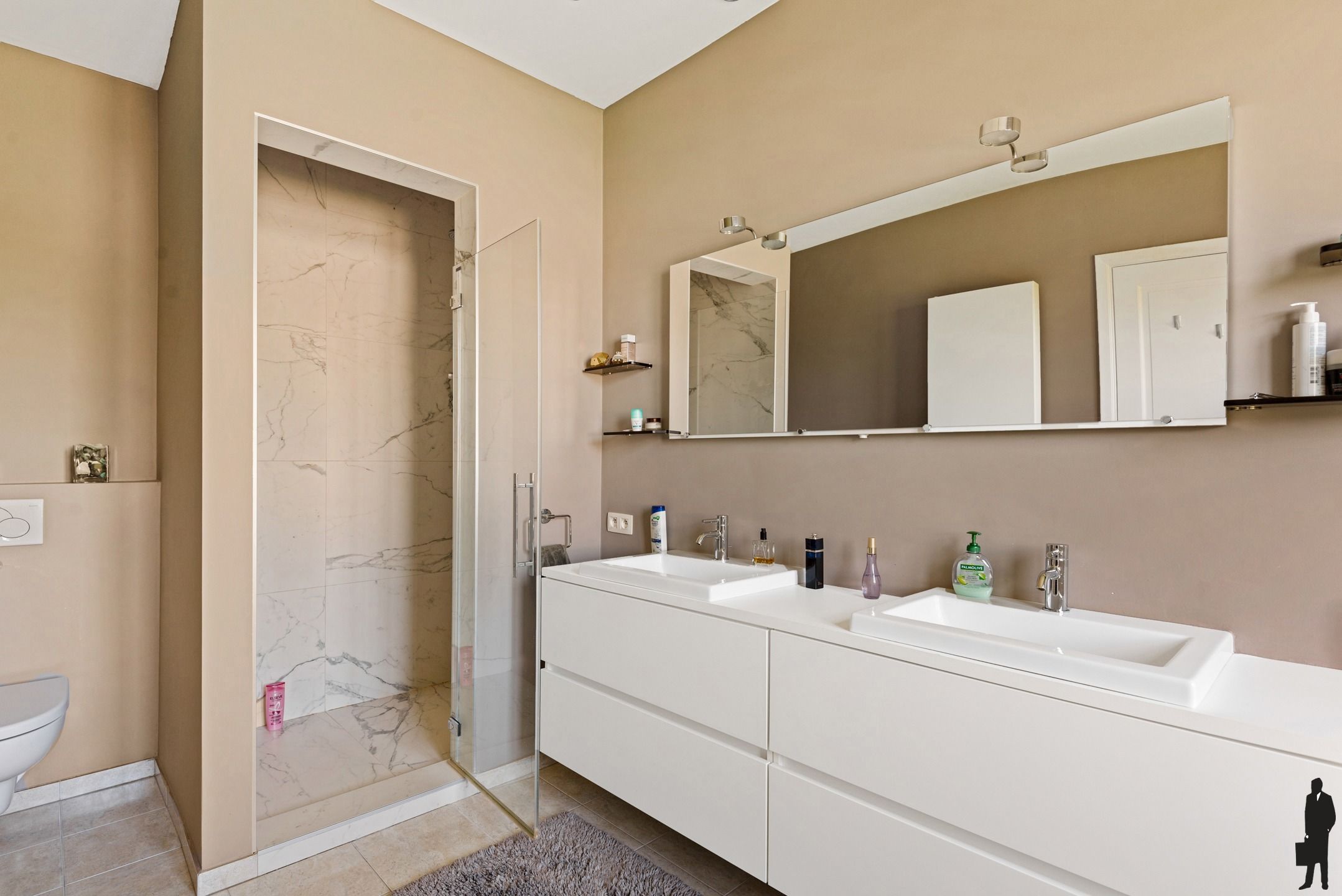 Prachtige OB met 4 ruime slaapkamers, 2 badkamers en ZO tuin foto 23
