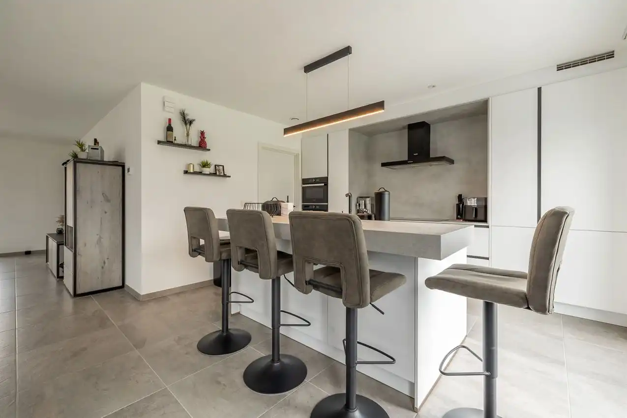 Instapklare nieuwbouwwoning in geliefde wijk foto 8