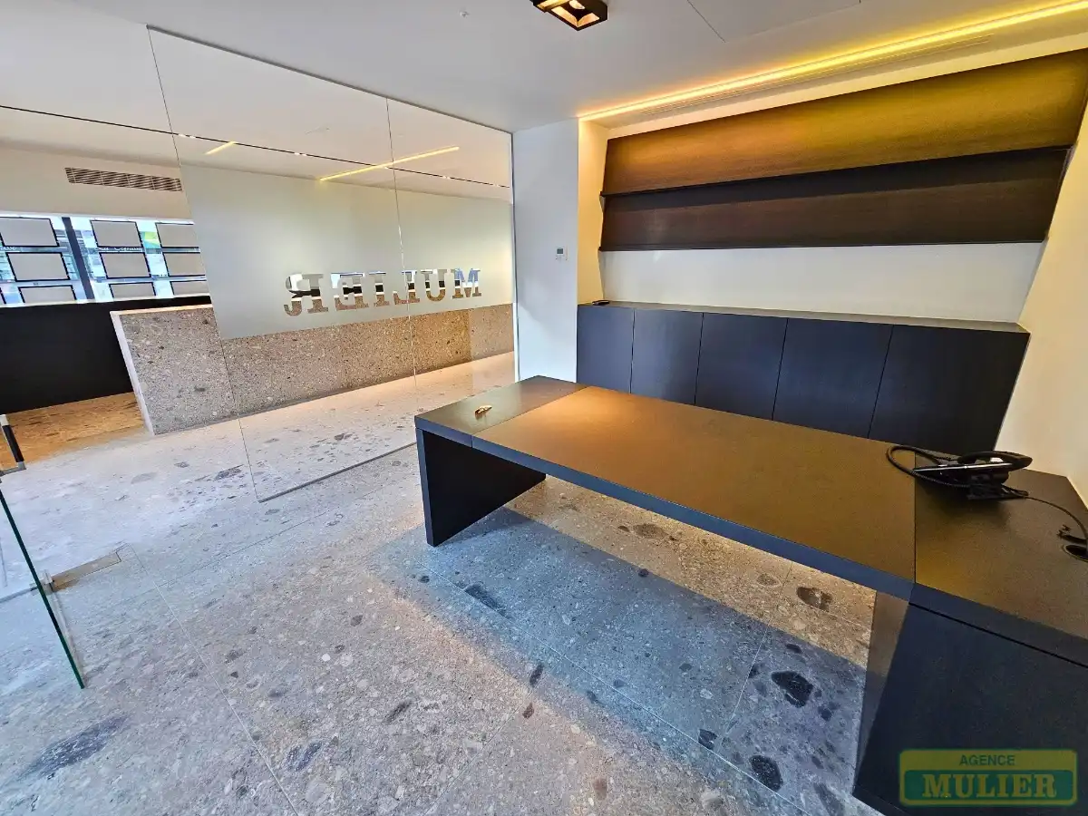 Commerciële ruimte te huur foto 7