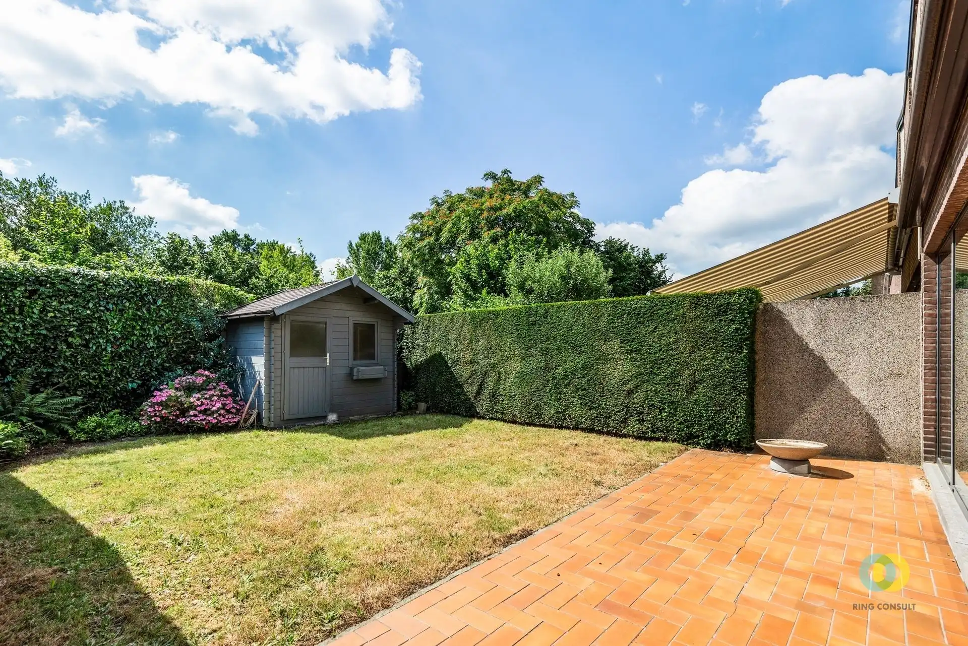 Charmante woning met tuin en garage foto 3