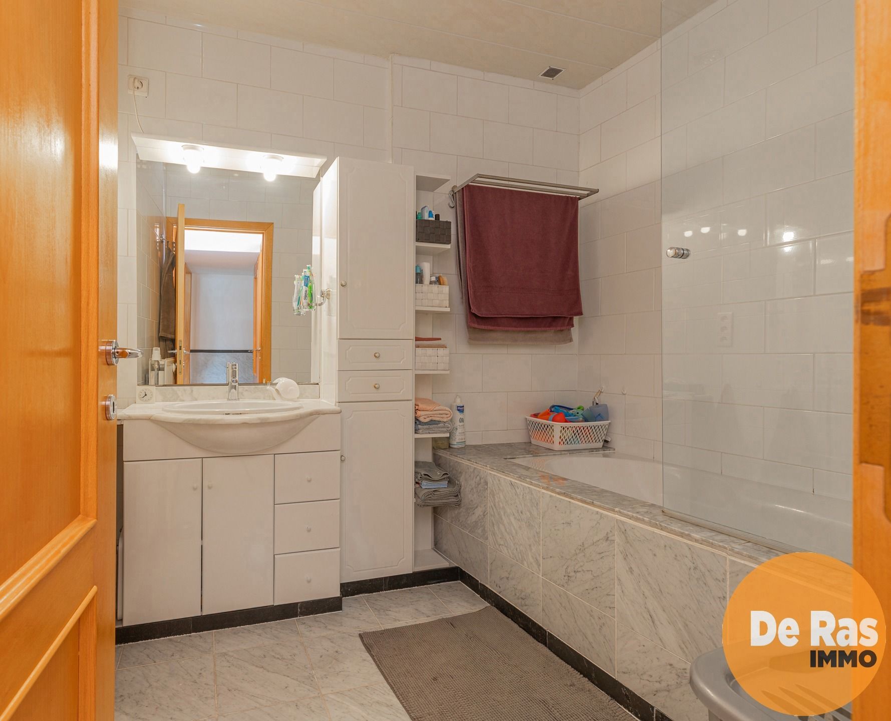 WICHELEN - Perfect instapklare woning op een rustige locatie foto 11