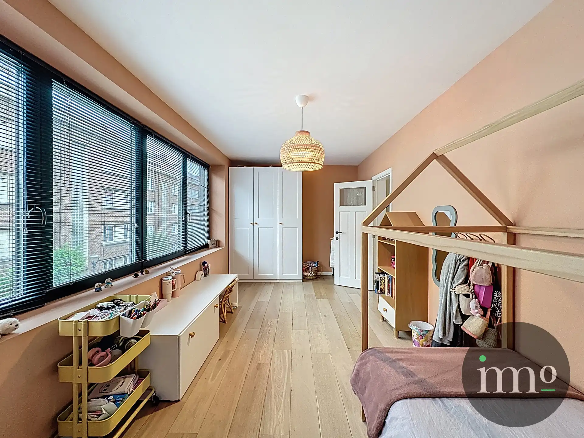 Kwalitatief afgewerkte recente bel-étage woning met tuin en terras op topligging foto 22