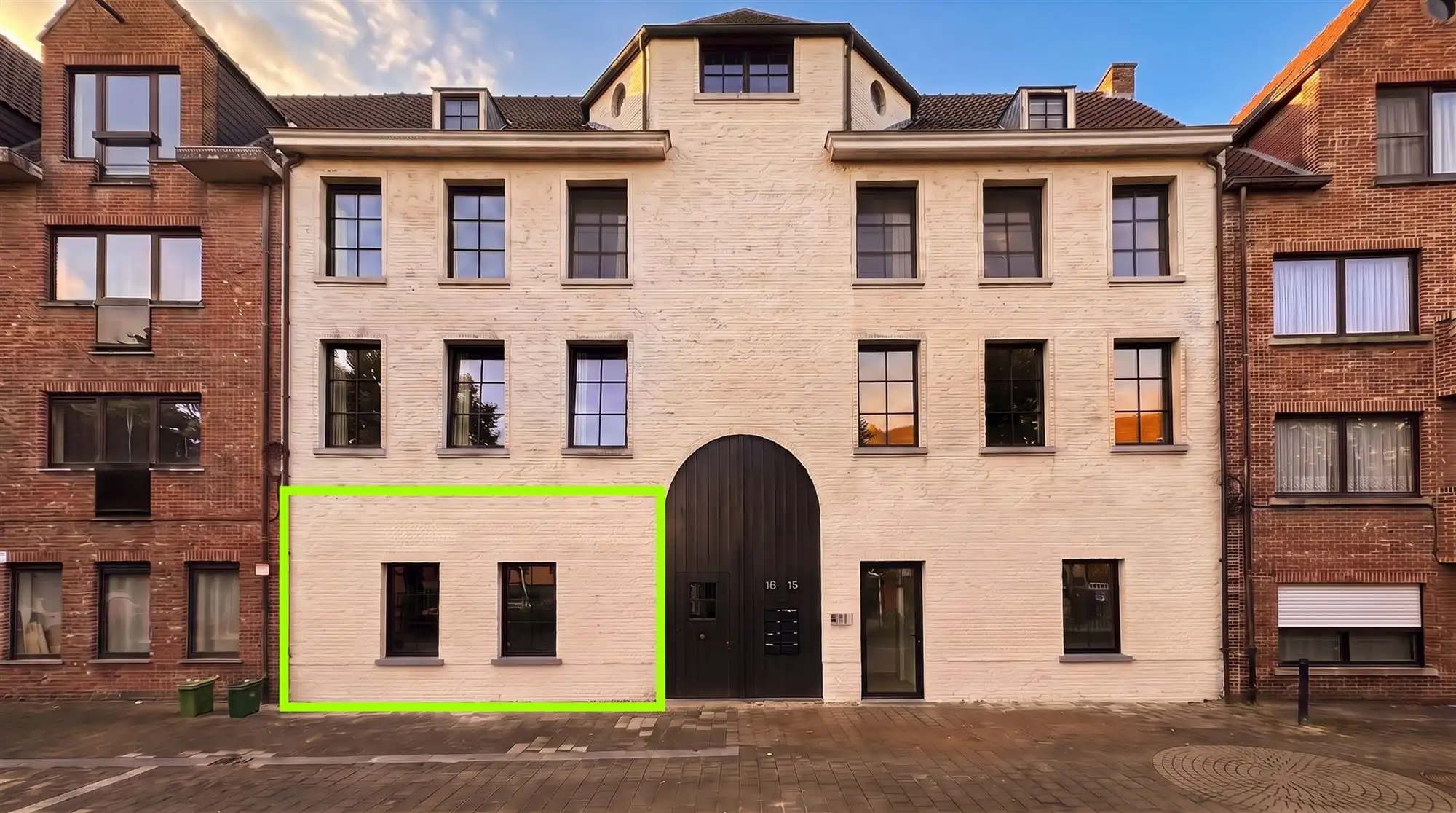 Ruim appartement met 2 slaapkamers en grote zuidtuin. foto 2