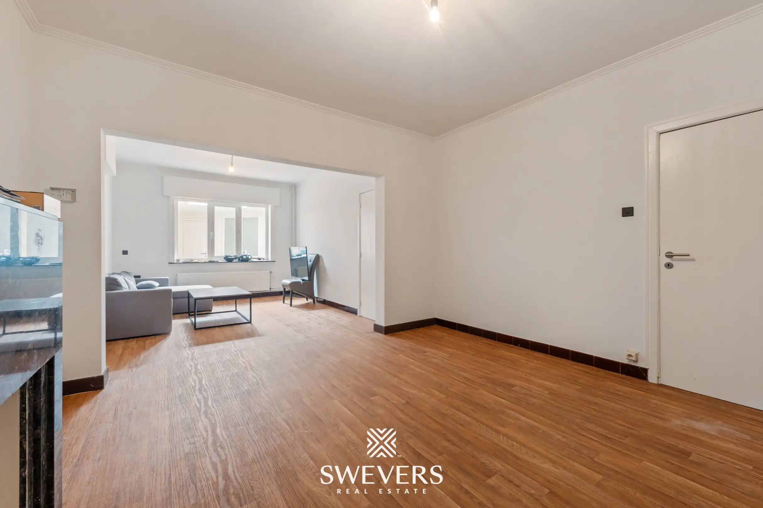 Te renoveren woning met 4 slaapkamers en 4 garages te Beringen foto 7