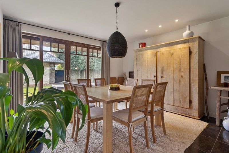 Prachtige luxueus afgewerkte woning op een perceel van 572 m² TE KOOP in DESSELGEM! foto 11