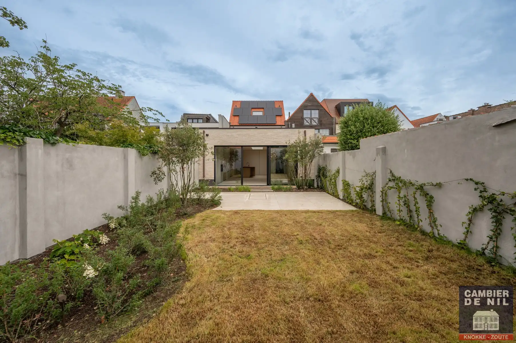 Schitterend afgewerkte nieuwbouwwoning, zeer centraal gelegen, op enkele passen van de groentemarkt foto 23