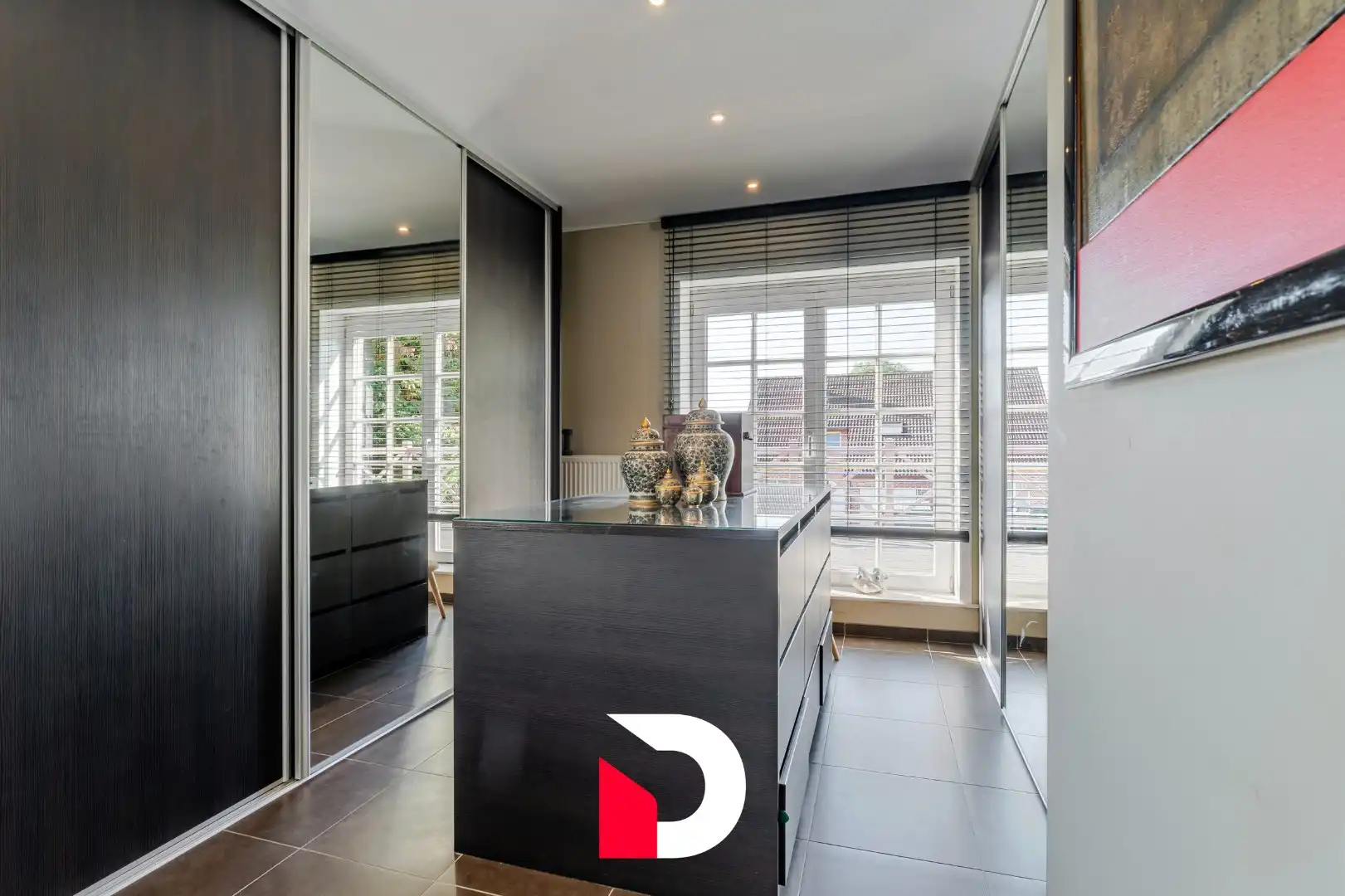 Charmante halfopen en instapklare woning in centrum Moerkerke foto 13