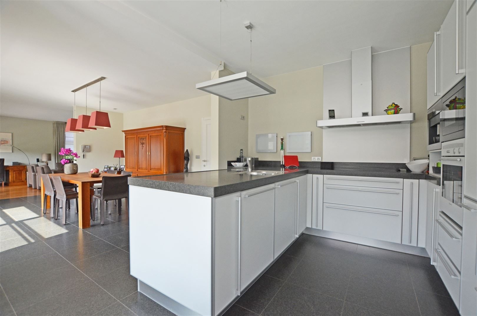 Instapklare villa met gelijkvloers nachtgedeelte foto 9