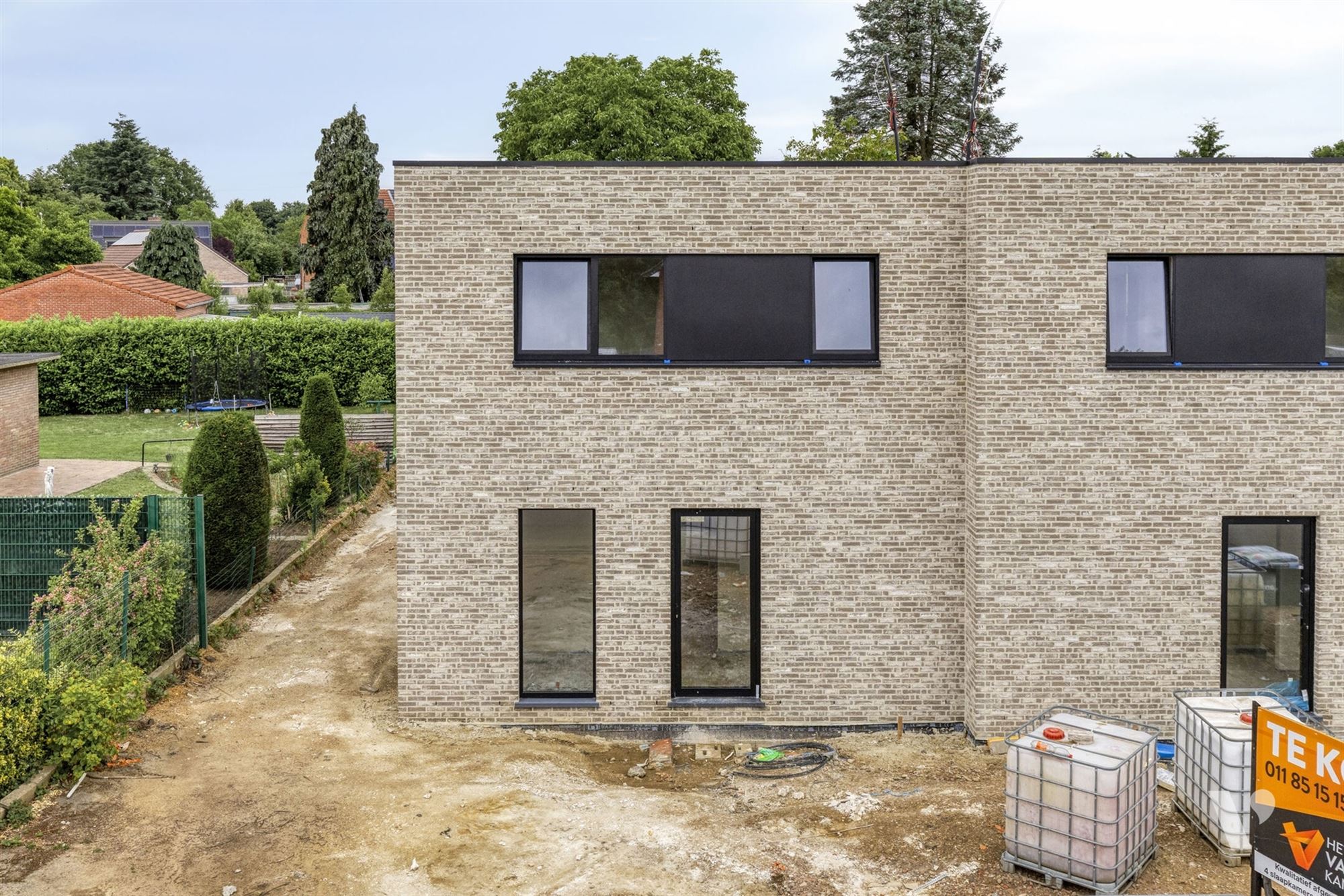 Nieuwbouwwoning in rustige omgeving foto 3