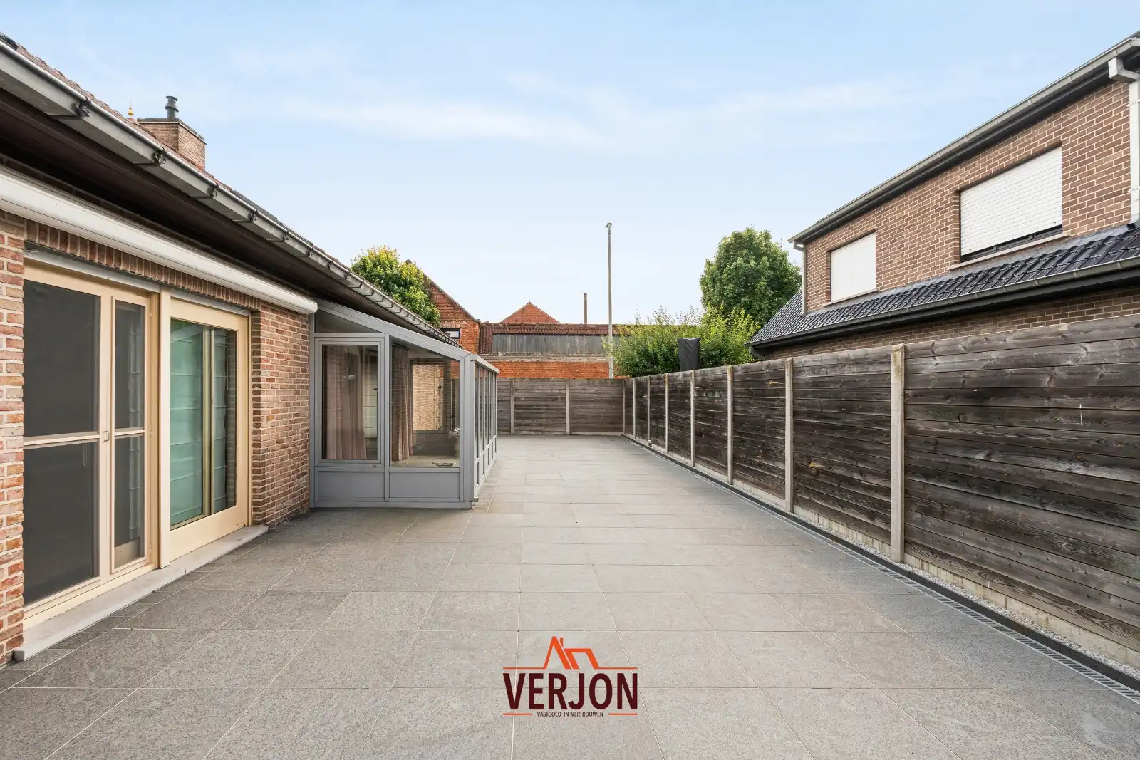 Villa met 4 slaapkamers en dubbele garage in een doodlopende straat te koop in Izegem! foto 22