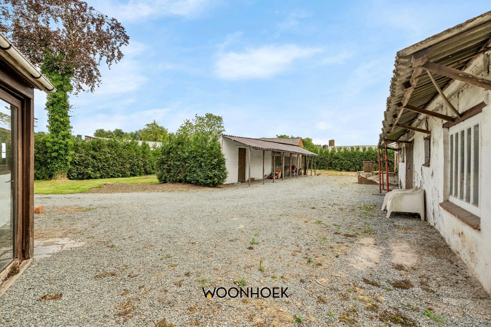 Woning met 2 magazijnen op uniek perceel! foto 25