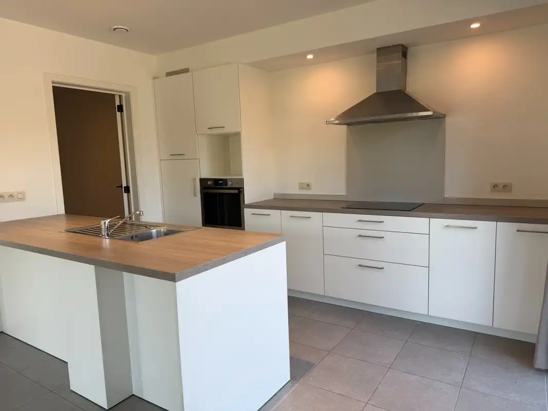 Stijlvol wonen in alle rust, vlakbij het hart van Schilde foto 9