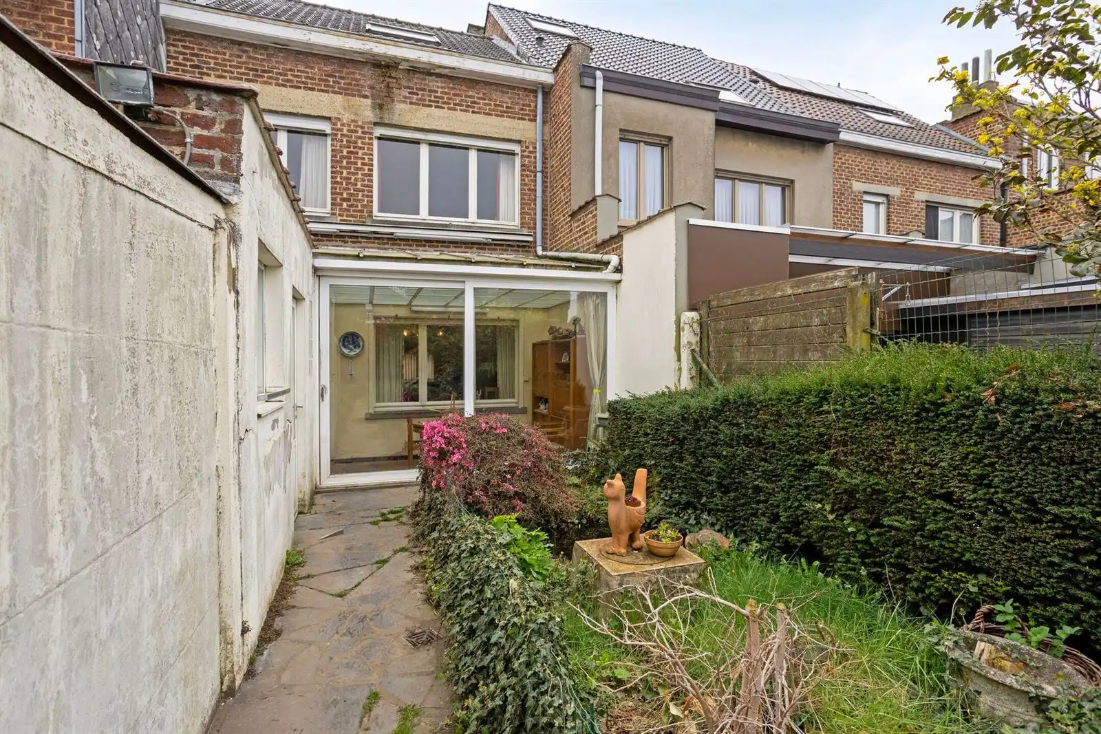 Te renoveren woning met 3 slaapkamers, zolder en veel potentieel op topligging in Halle foto 22