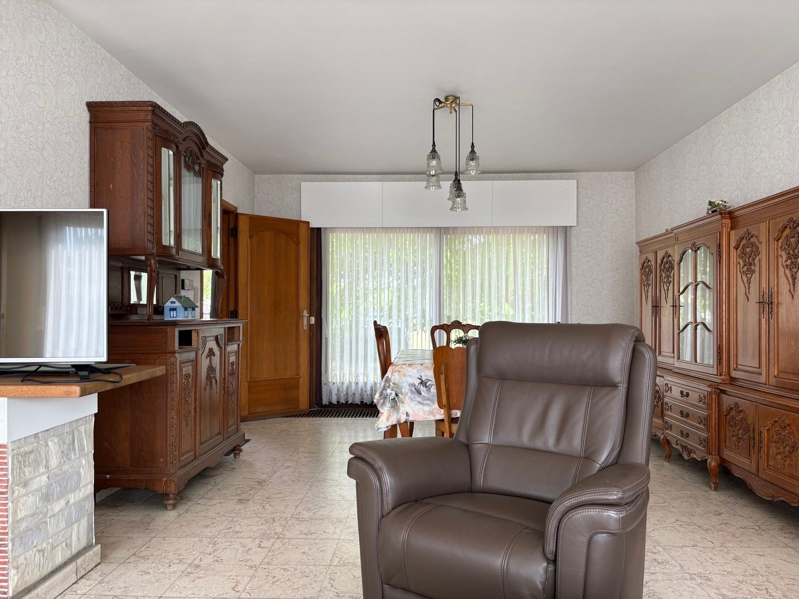 Te renoveren gelijkvloerse woning in groene omgeving foto 6