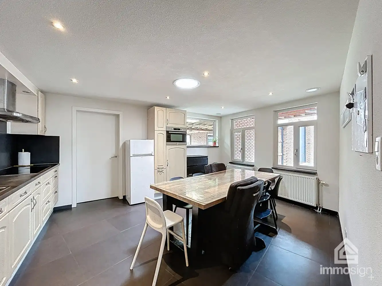 Zeer ruime woning met werkplaats in Hamont-Achel! foto 10